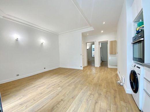 Apartment in Levallois-Perret, Hauts-de-Seine