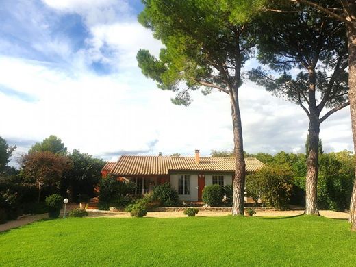 Villa in Clermont-l'Hérault, Hérault