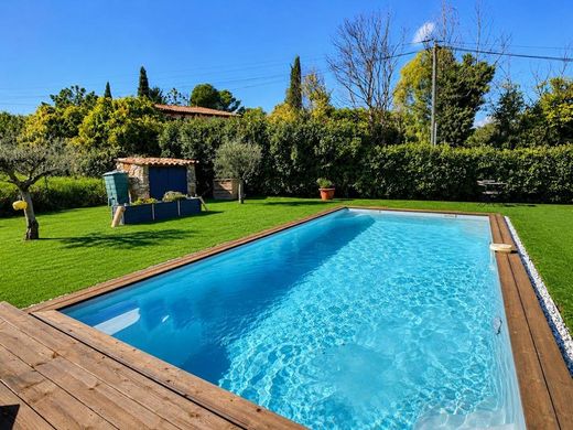 Luxury home in Montauroux, Var