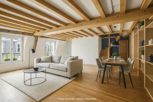 Appartement à Saint-Germain, Odéon, Monnaie, Paris