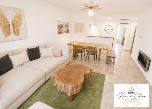Apartment / Etagenwohnung in Ajaccio, Südkorsika