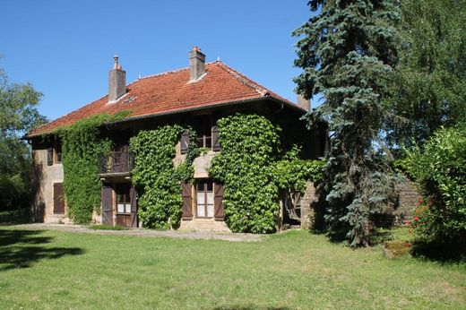 Villa a Longuyon, Meurthe et Moselle