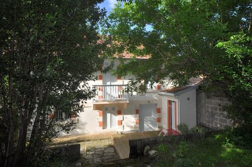 Villa in Arcachon, Gironde