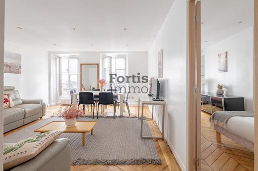 Apartament w Canal Saint Martin, Château d’Eau, Porte Saint-Denis, Paris