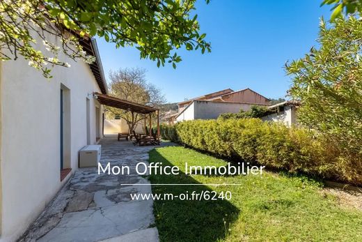 Luxury home in Gardanne, Bouches-du-Rhône