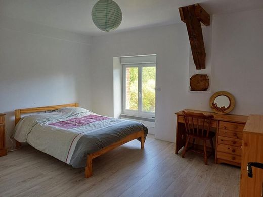 منزل ﻓﻲ Roye, Somme