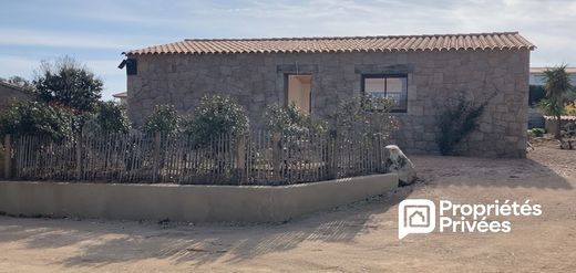 Luxury home in Sainte-Lucie de Porto-Vecchio, South Corsica