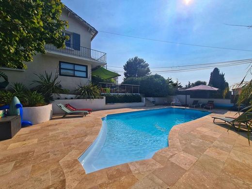 Villa in Six-Fours-les-Plages, Var