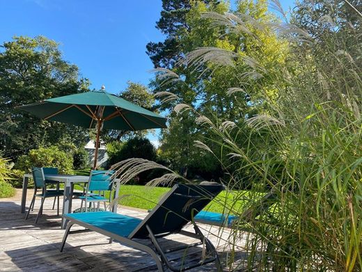 Luxury home in Vannes, Morbihan