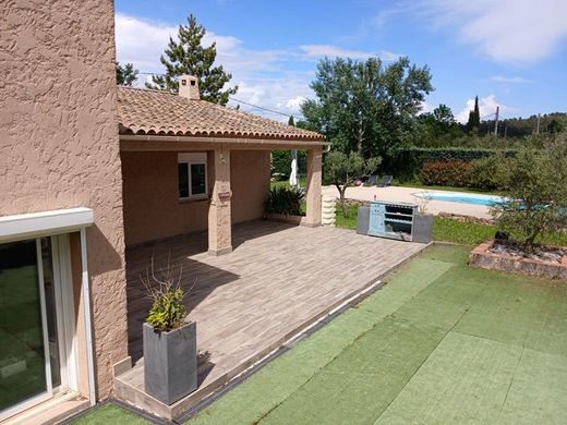 Villa in Le Val, Var