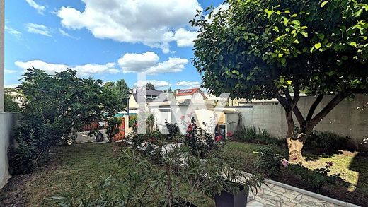 Πολυτελή κατοικία σε Saint-Gratien, Val d'Oise