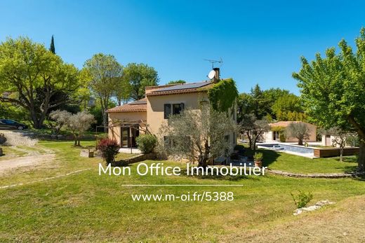 Villa in Cabriès, Bouches-du-Rhône