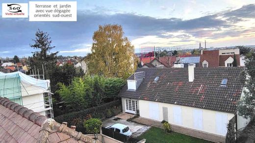 Maison de luxe à Le Chesnay, Yvelines