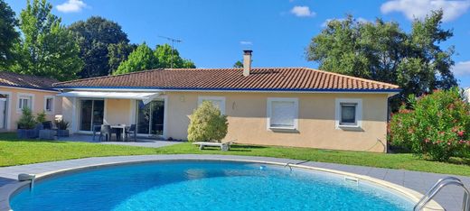 Luxe woning in Dax, Landes