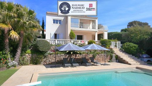 Casa di lusso a Saint-Aygulf, Var