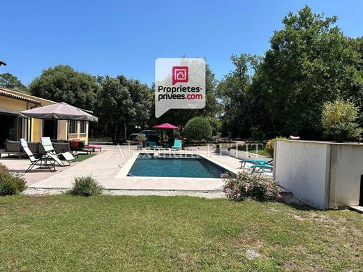 Luxe woning in Montauroux, Var