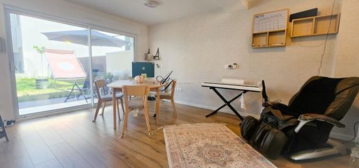 Casa de lujo en Champs-sur-Marne, Sena y Marne