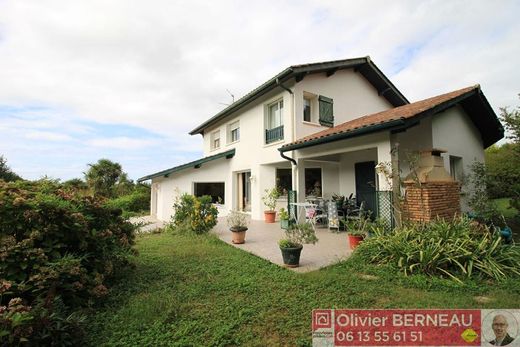 ﻓﻴﻼ ﻓﻲ Arcangues, Pyrénées-Atlantiques