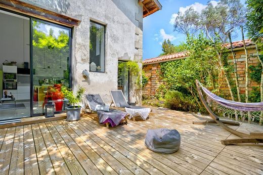 豪宅  Castelnau-de-Médoc, Gironde