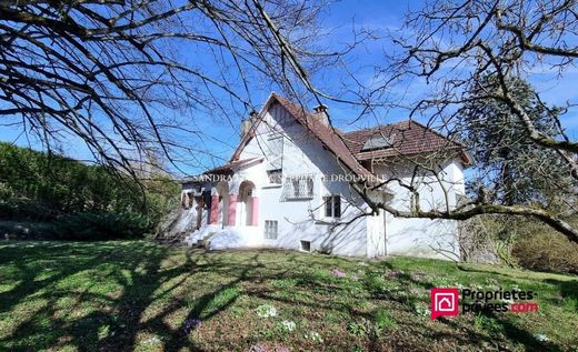 豪宅  Saint-Prest, Eure-et-Loir