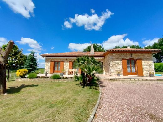 Luxury home in Yvrac, Gironde