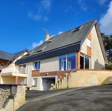 Luxury home in Arromanches-les-Bains, Calvados