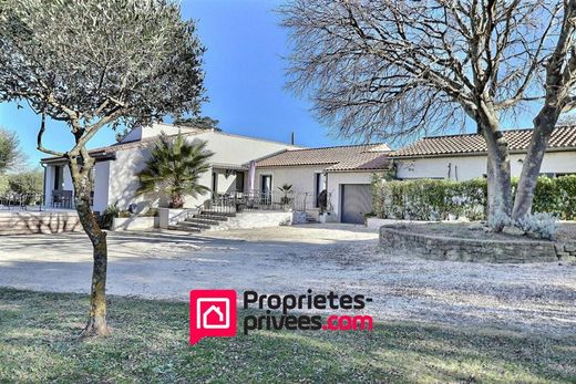 Вилла, Uzès, Gard