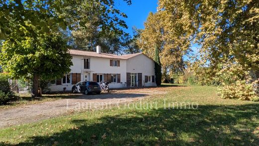 Luxury home in Casteljaloux, Lot-et-Garonne