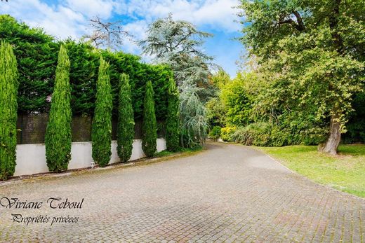 Luxury home in Écully, Rhône