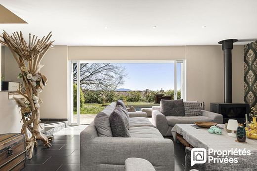 Luxury home in Callian, Var