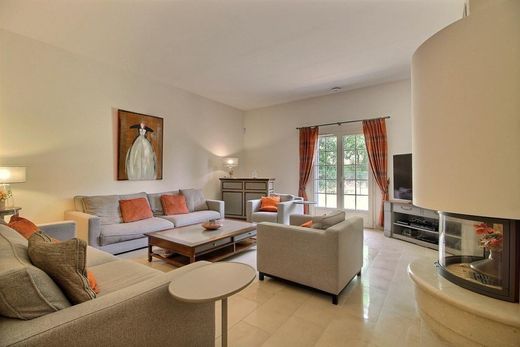 Luxus-Haus in L'Isle-sur-la-Sorgue, Vaucluse