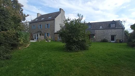 Maison de luxe à Rosporden, Finistère