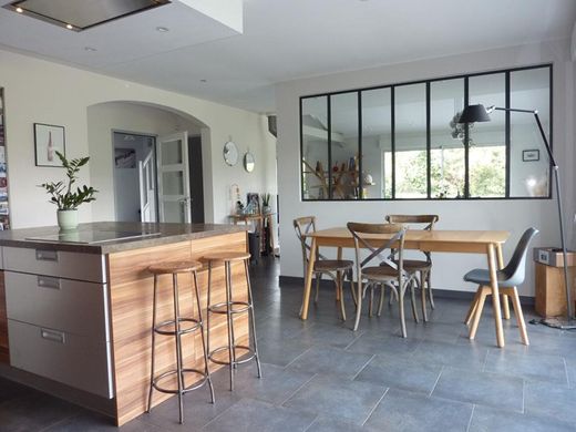 Πολυτελή κατοικία σε Cholet, Maine-et-Loire