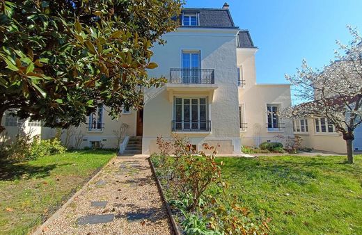 Luxury home in Neuilly-Plaisance, Seine-Saint-Denis