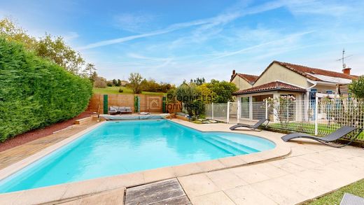 Luxus-Haus in Montjoire, Haute-Garonne