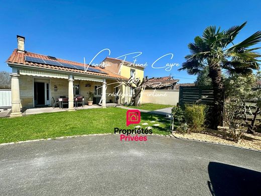 Casa de lujo en Blanquefort, Gironda