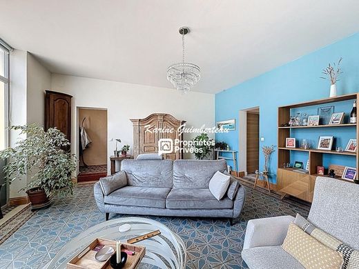 Luxury home in Libourne, Gironde