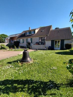 Casa de lujo en Pussay, Essonne