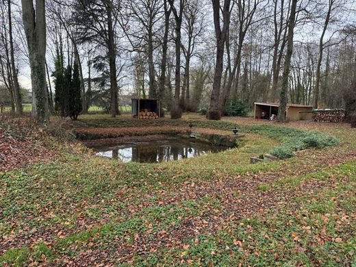 地皮  Salouël, Somme