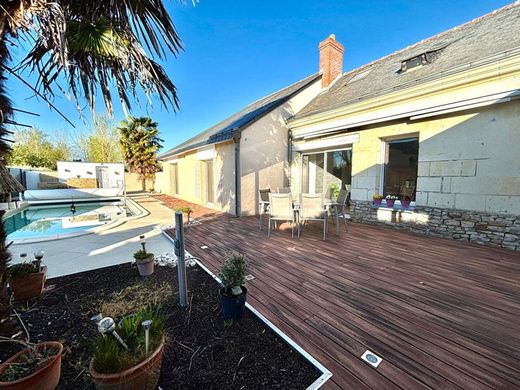 Luxury home in Les Rosiers-sur-Loire, Maine-et-Loire