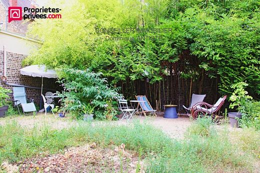 Casa di lusso a Pontoise, Val d'Oise