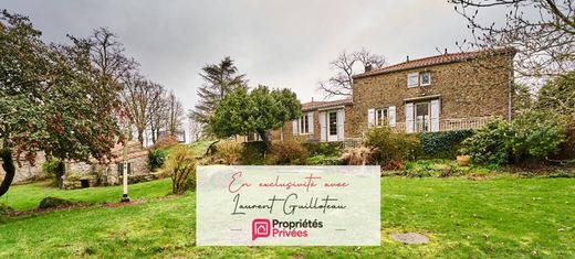 Luxury home in La Verrie, Vendée