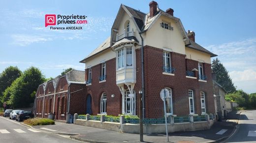 Luxe woning in Saint-Quentin, Aisne