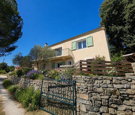 Luxury home in Saint-Martin-de-Valgalgues, Gard
