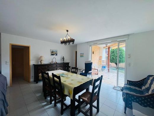 Luxury home in Bormes-les-Mimosas, Var