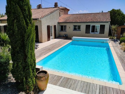 Luxe woning in Yvrac, Gironde