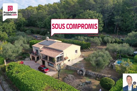 Villa in Saint-Cézaire-sur-Siagne, Alpes-Maritimes