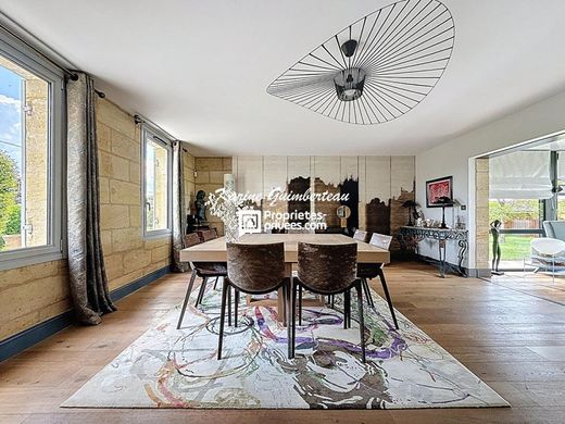 Villa in Saint-Émilion, Gironde