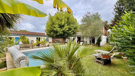 Luxury home in Andernos-les-Bains, Gironde