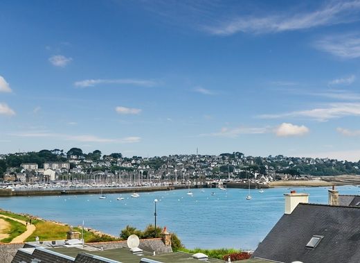 Apartment in Perros-Guirec, Côtes-d'Armor